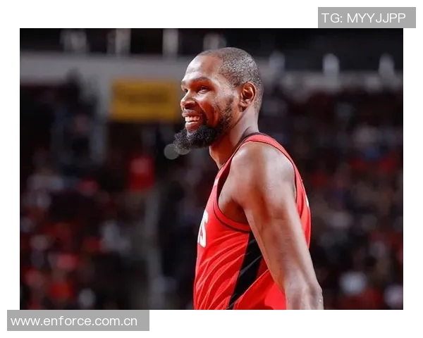 杜兰特谈马刺防守策略称意外包夹需传球精准避免失误