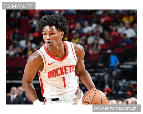 火箭队今日训练精彩瞬间KD与阿门击掌庆祝奥科吉上演霸气暴扣