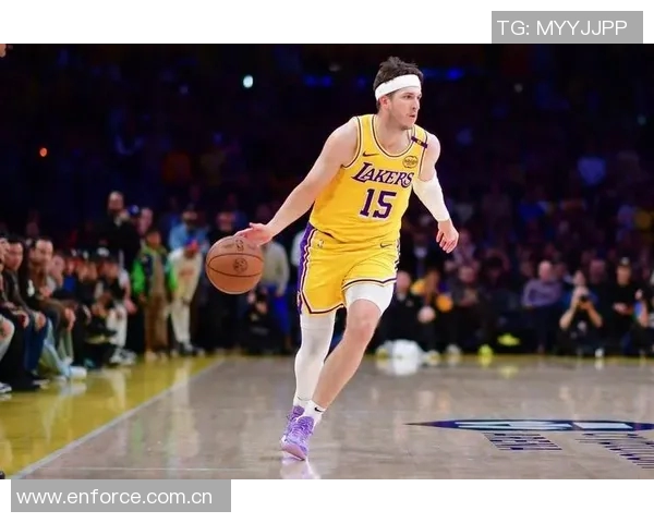 老詹场均18分仍领5260万薪水阻碍球队薪资灵活性角色球员承受压力