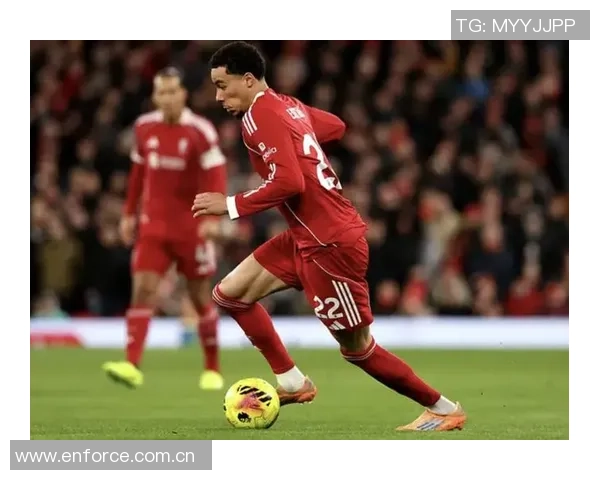 亨德森回归英超后首球追忆昔日辉煌时刻2021年利物浦破门重温