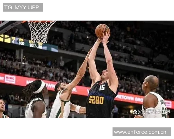 半场战报太阳落后掘金布克与狄龙合力贡献24分约基奇助攻表现抢眼