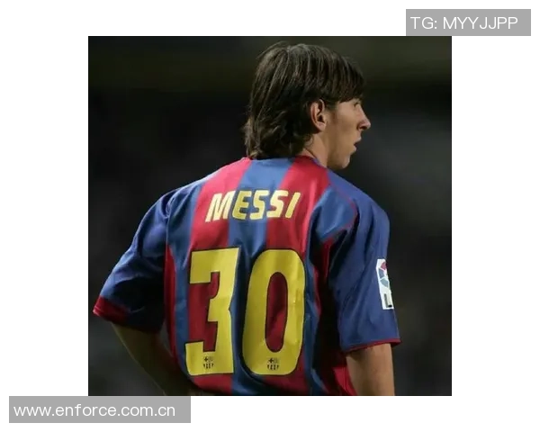 梅西纪念巴萨首秀21周年引发热议超百万赞的背后故事