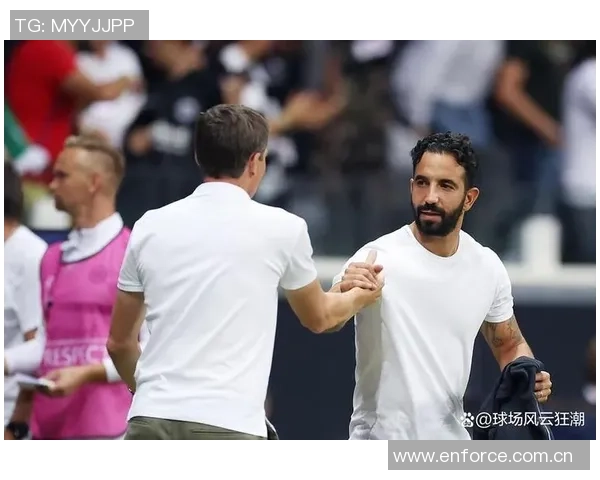 沃诺克幽默回应曼联困境愿意无偿执教助球队渡过难关