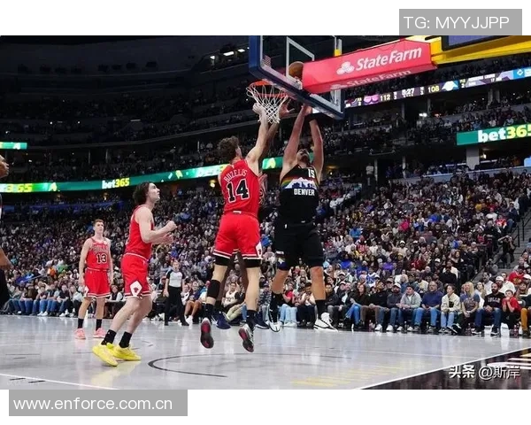 穆雷火力全开29投16中砍下43分6篮板三分球命中率高达55