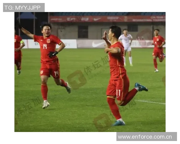 U16国足领先优势扩大张旭尧禁区内巧妙抽射破门助力球队胜利