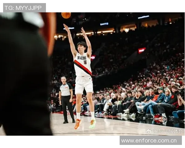 拓媒分析杨瀚森替补中锋表现不佳建议球队关注努尔基奇与篮网夏普